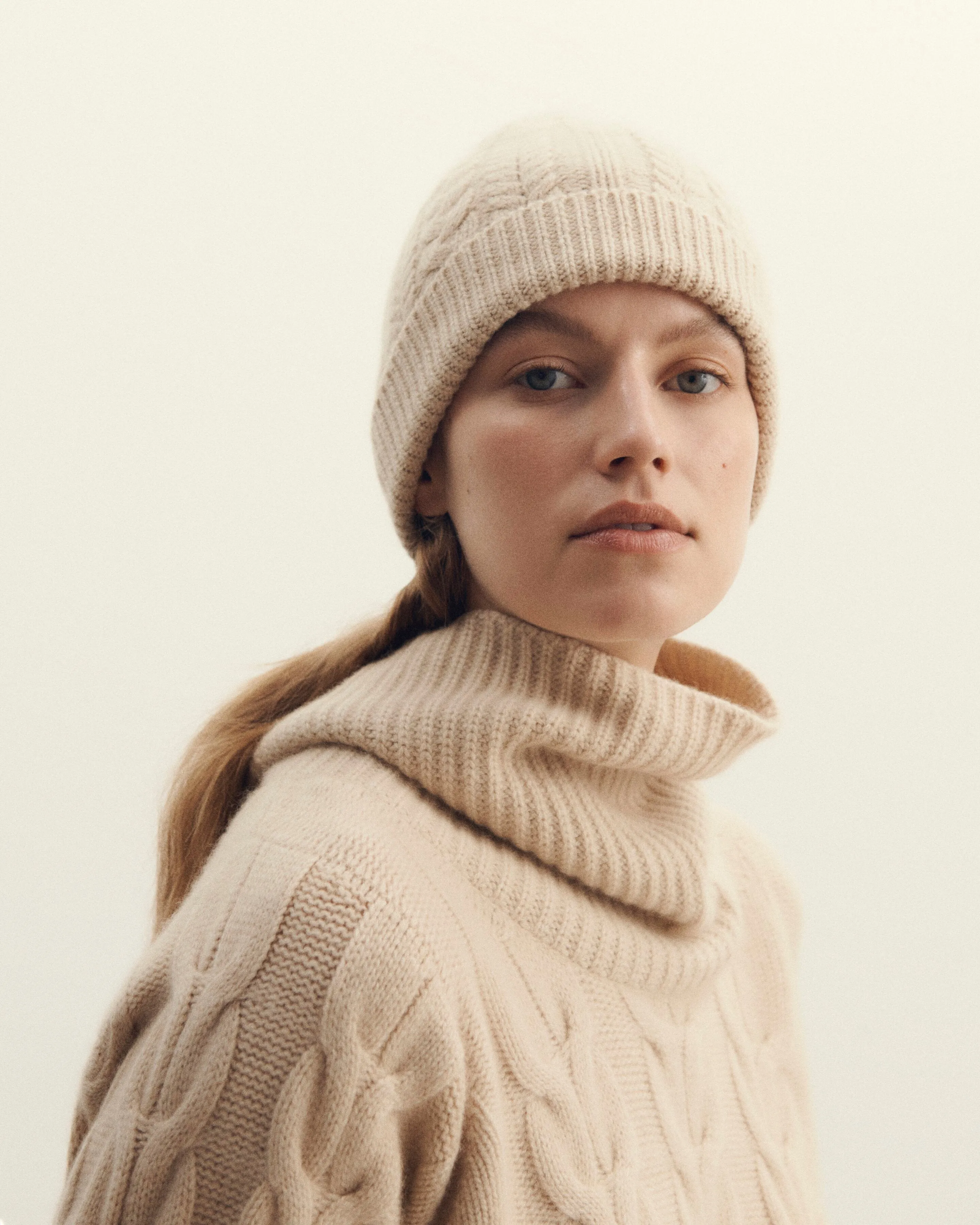 Cable knit hat with turn-up Eric Bompard