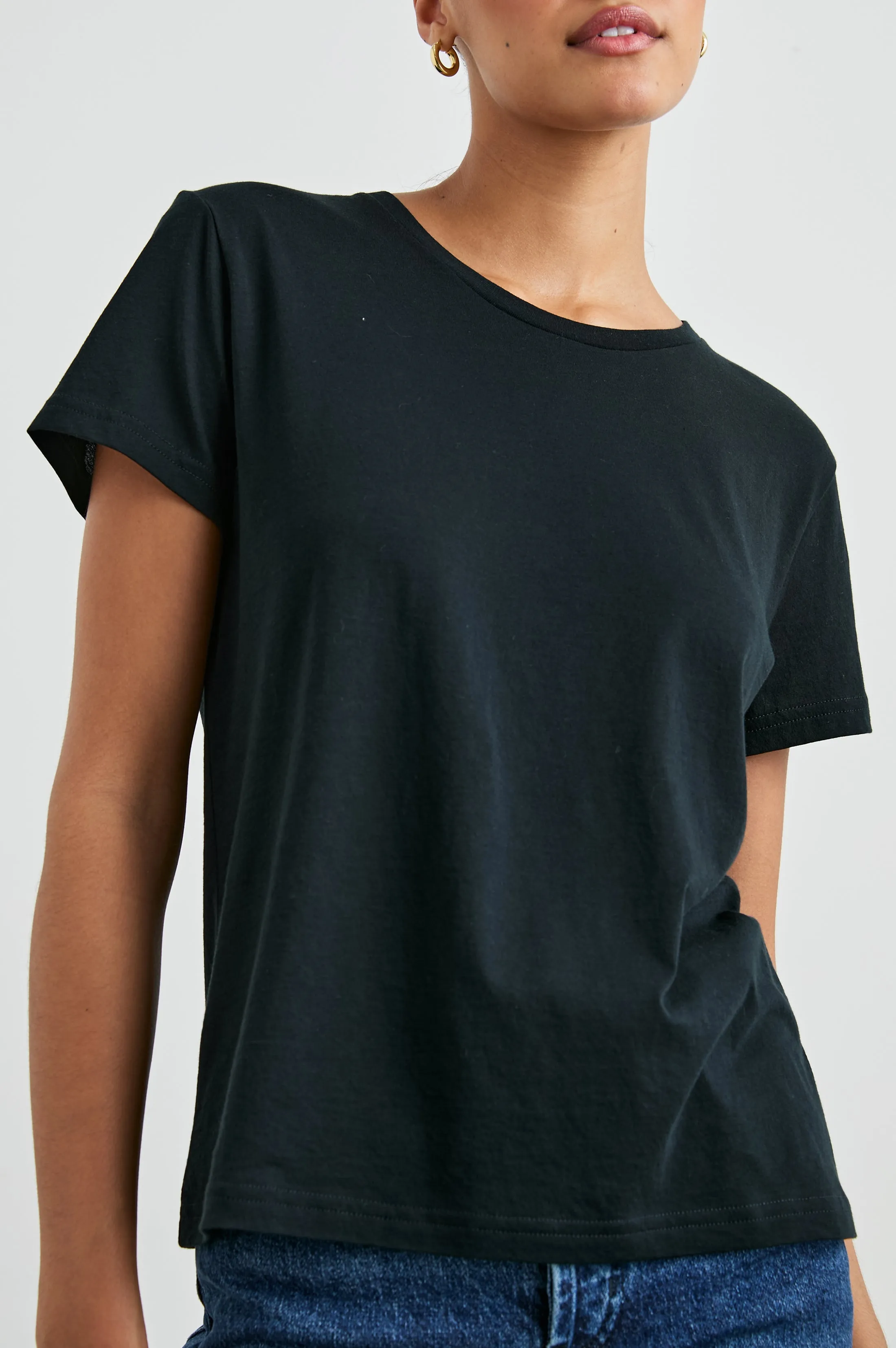 CLASSIC CREW NECK T-SHIRT - BLACK Rails