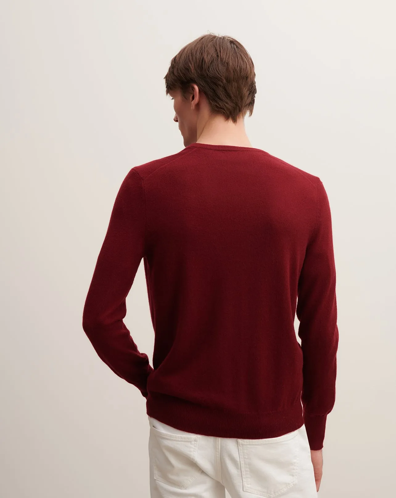 Classic V-neck pullover Eric Bompard