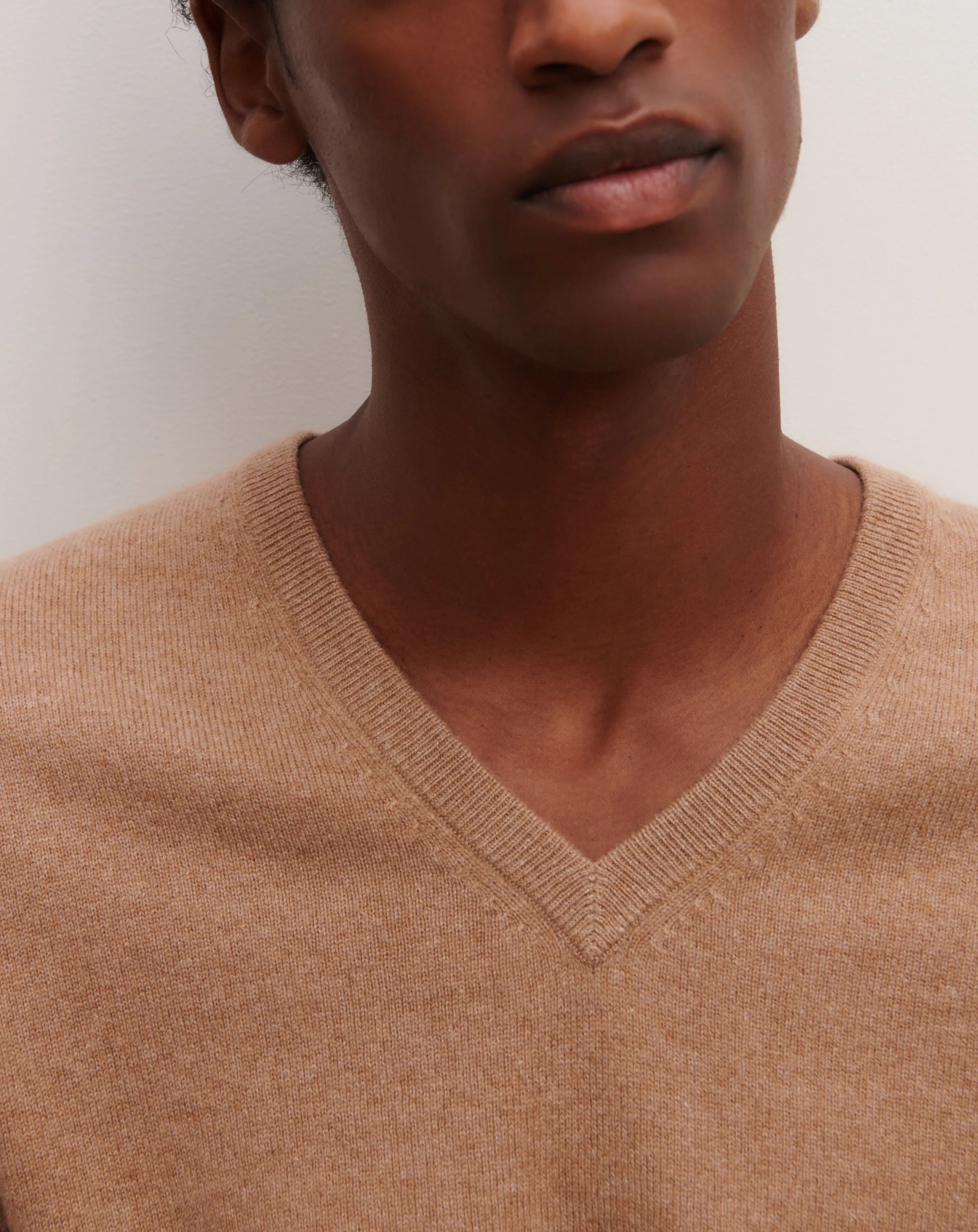 Classic V-neck pullover Eric Bompard