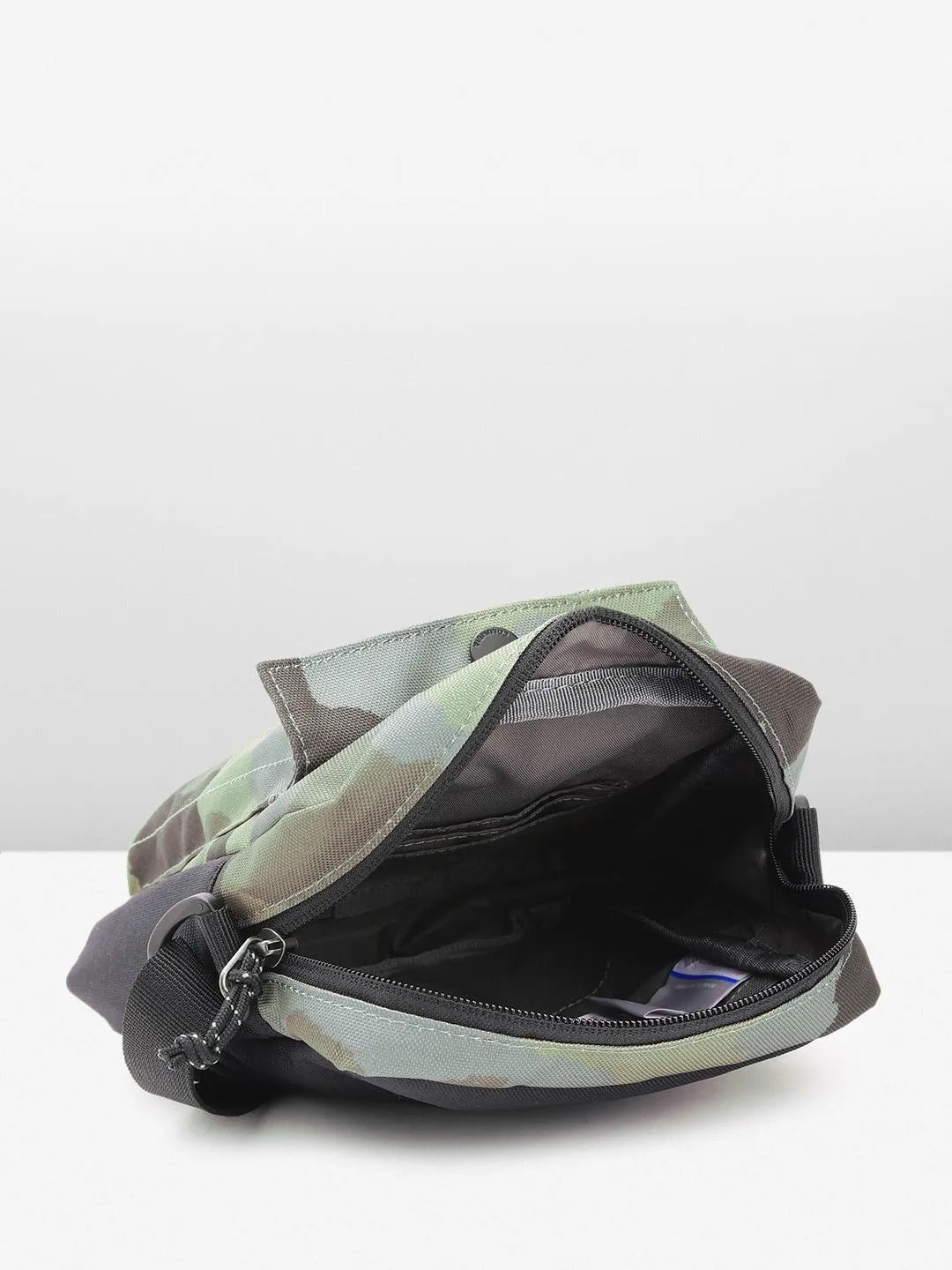 Columbia Unisex Green Zigzag Side Bag