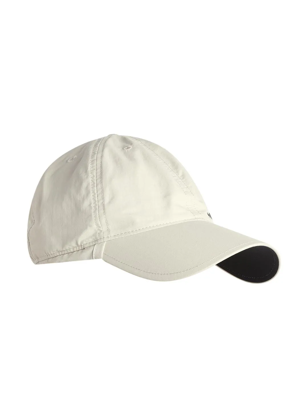 Columbia Unisex White Schooner Bank Cachalot III