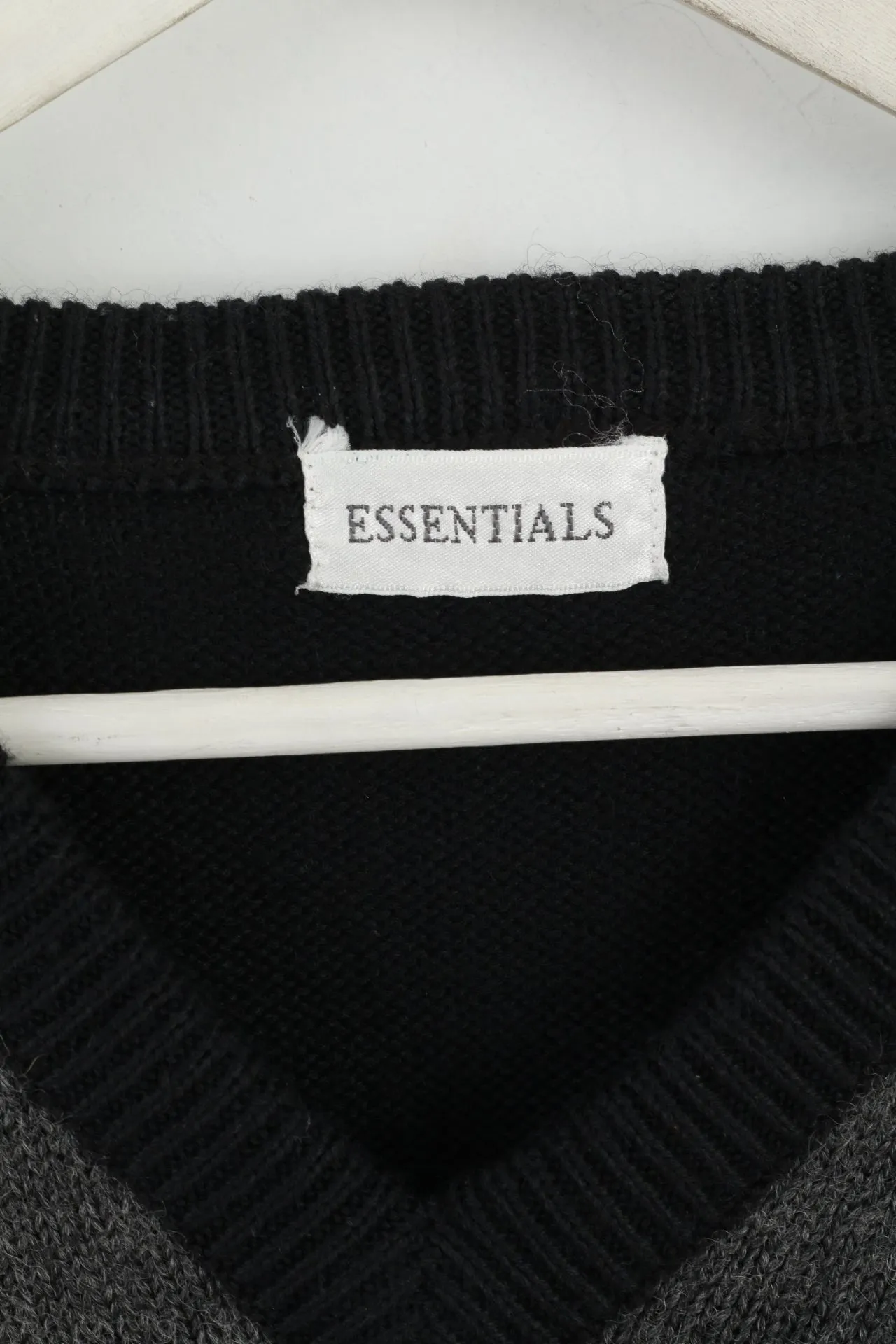 Essentials Men M Jumper Black Wool Blend Vintage V Neck Golf Graphic Sweater