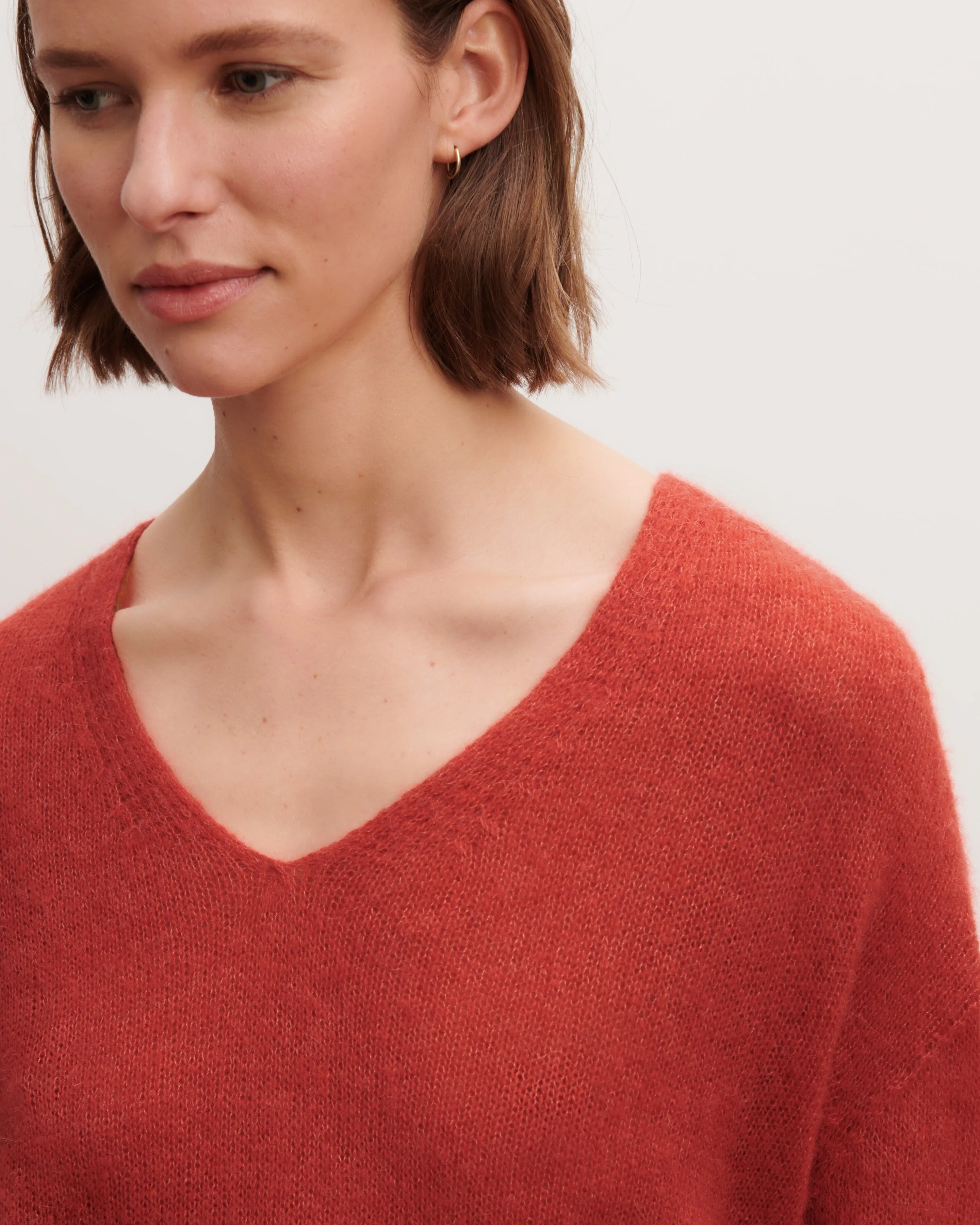 Feather-light knit V-neck Eric Bompard