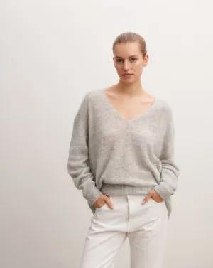 Feather-light knit V-neck Eric Bompard