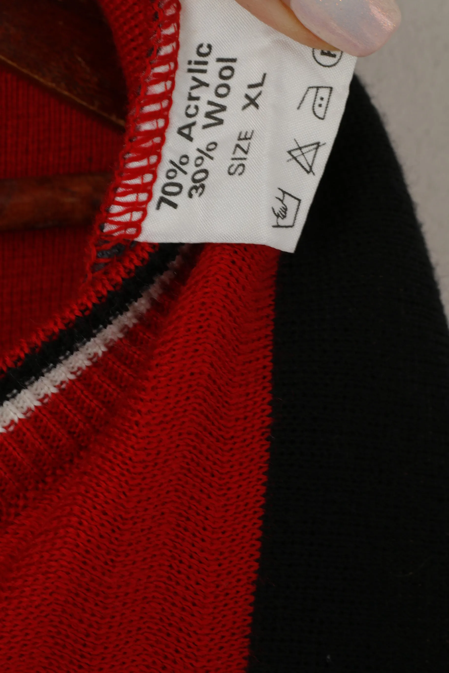 Gabicci Men XL Jumper Red Vintage Wool V Neck Striped Retro Sweater