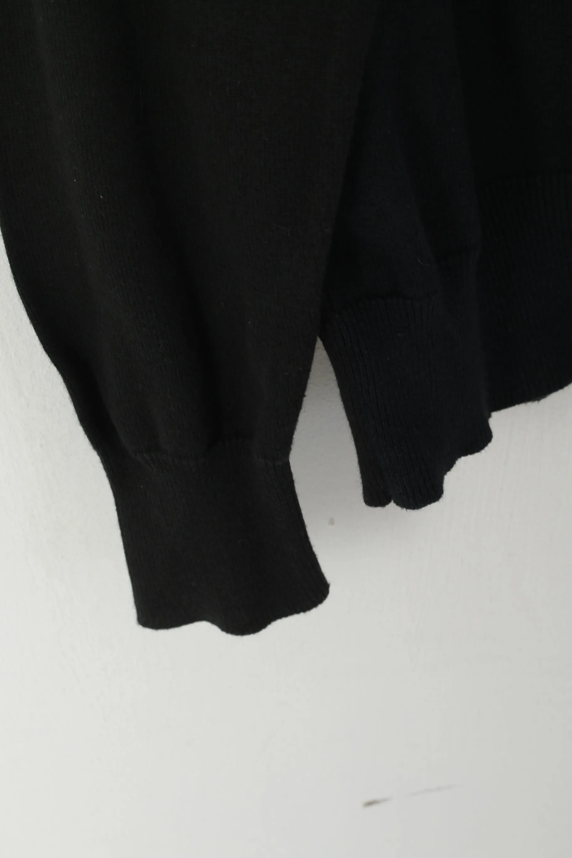 Gant Mens 2XL (L) Jumper Black 100% Cotton Light V Neck Sweater