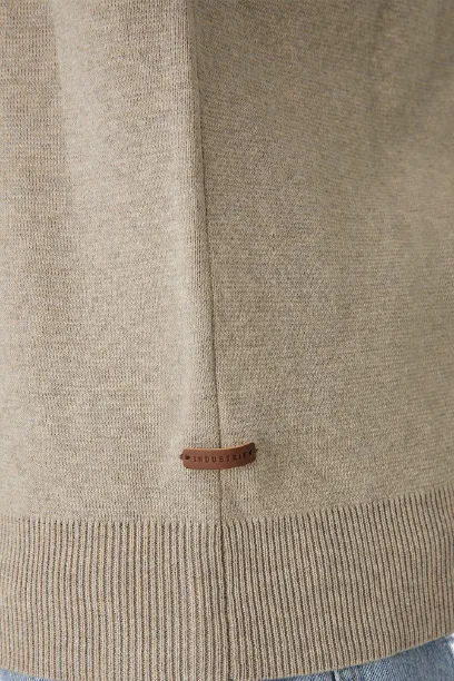 Industrie - The Lakewood Zip Neck Jumper - Wheat