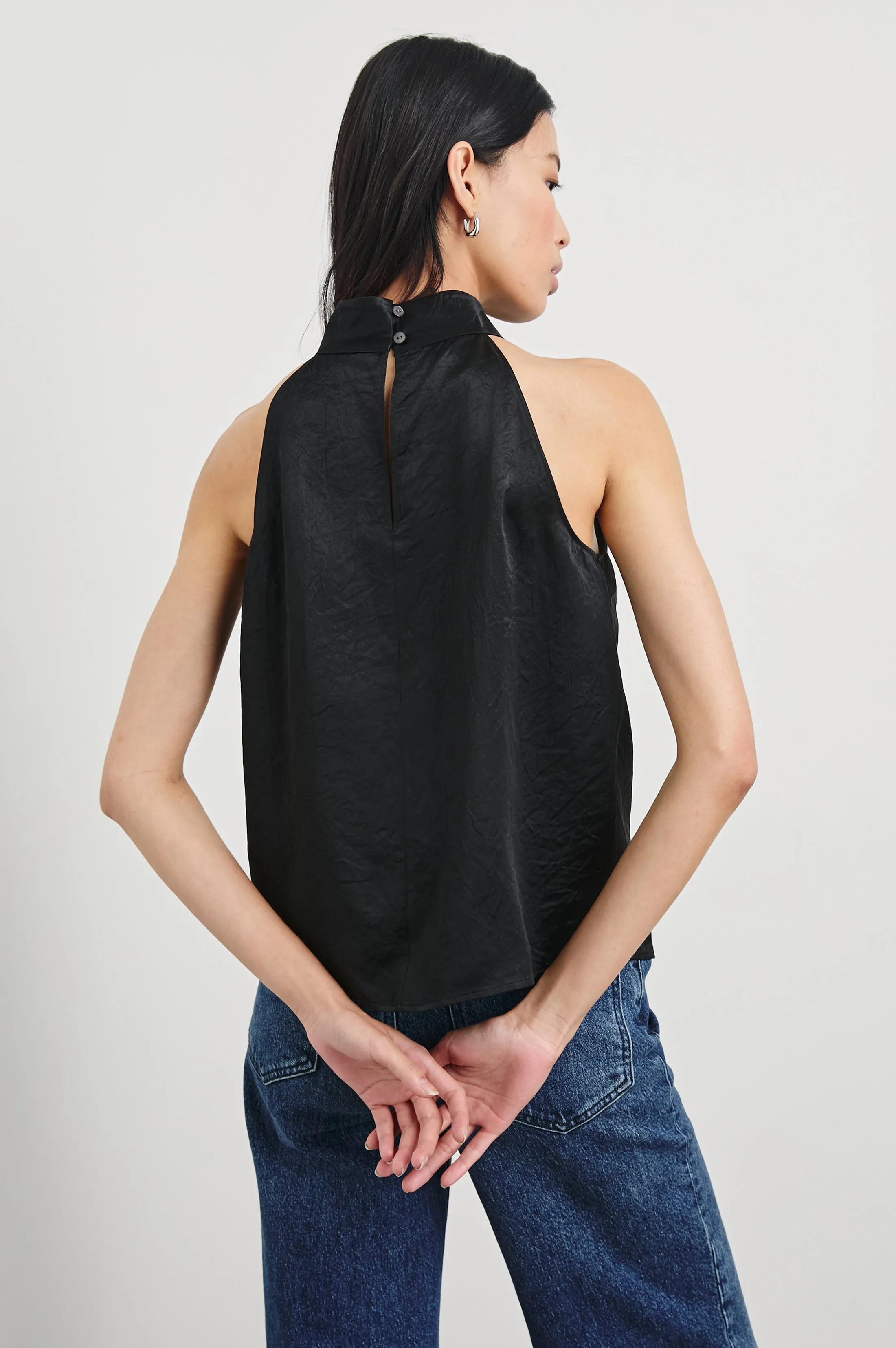 LEAH TOP - BLACK CRINKLE Rails