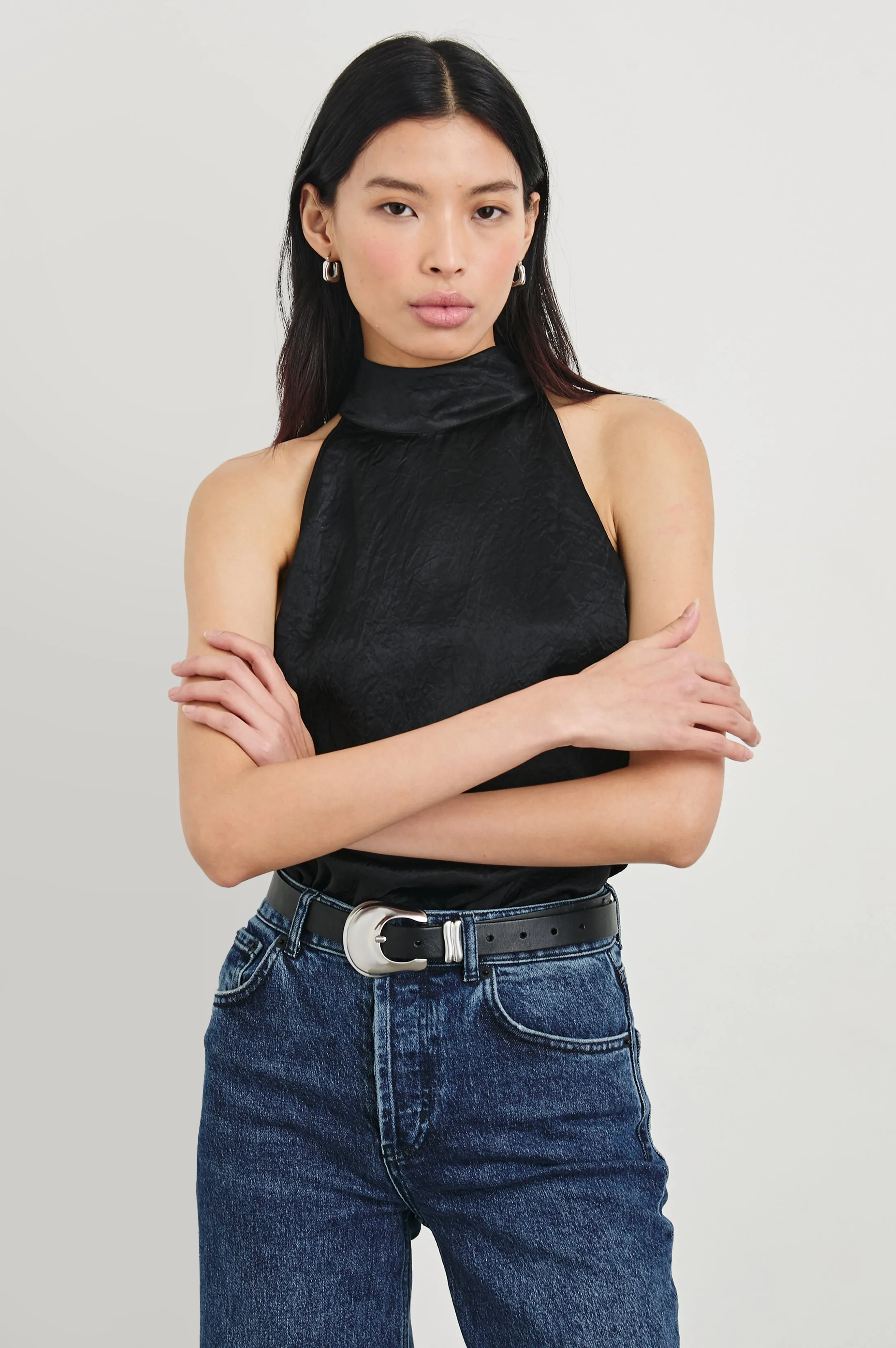 LEAH TOP - BLACK CRINKLE Rails