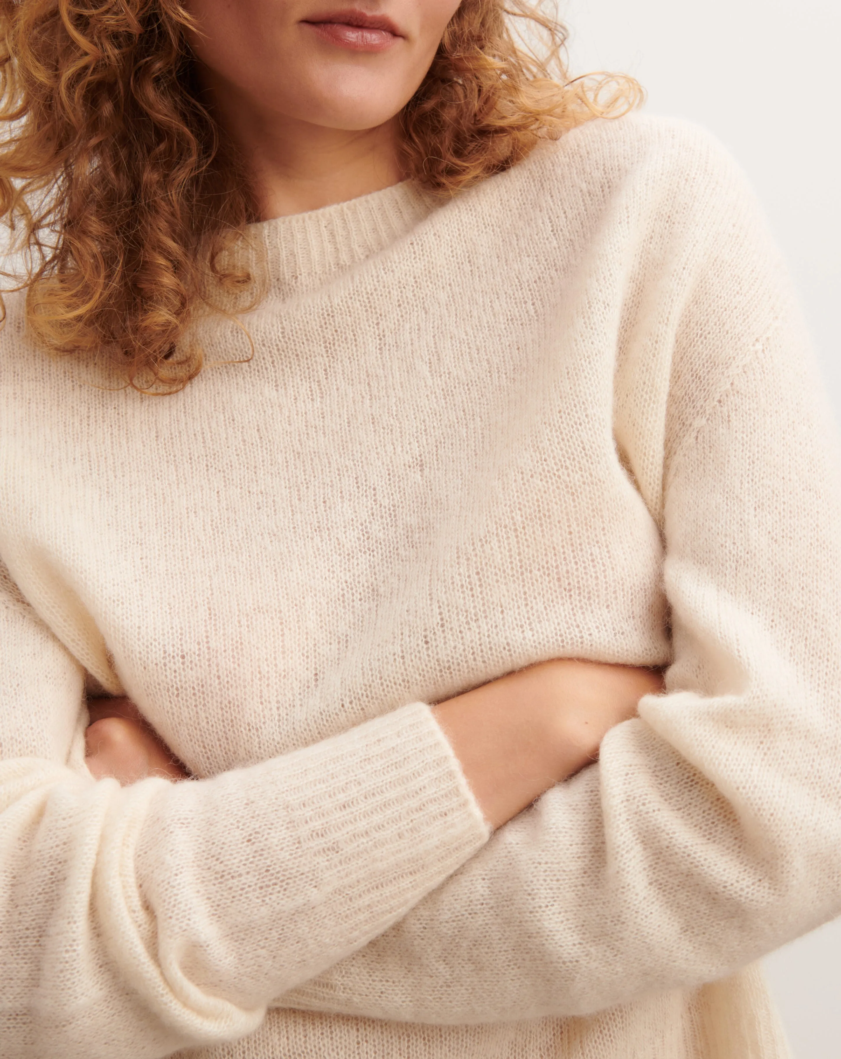 Light knit round neck pullover Eric Bompard