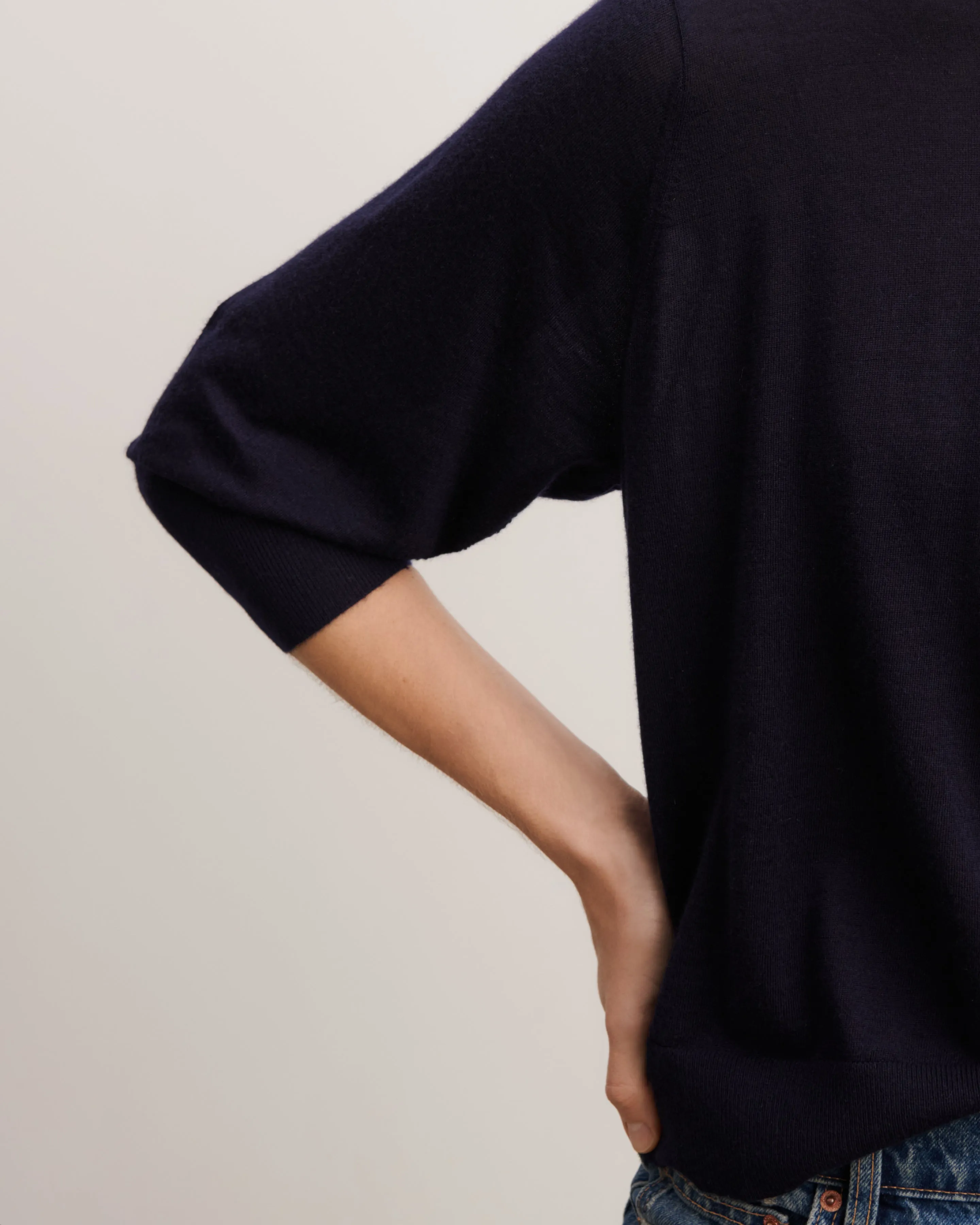 Loose round neck pullover Eric Bompard