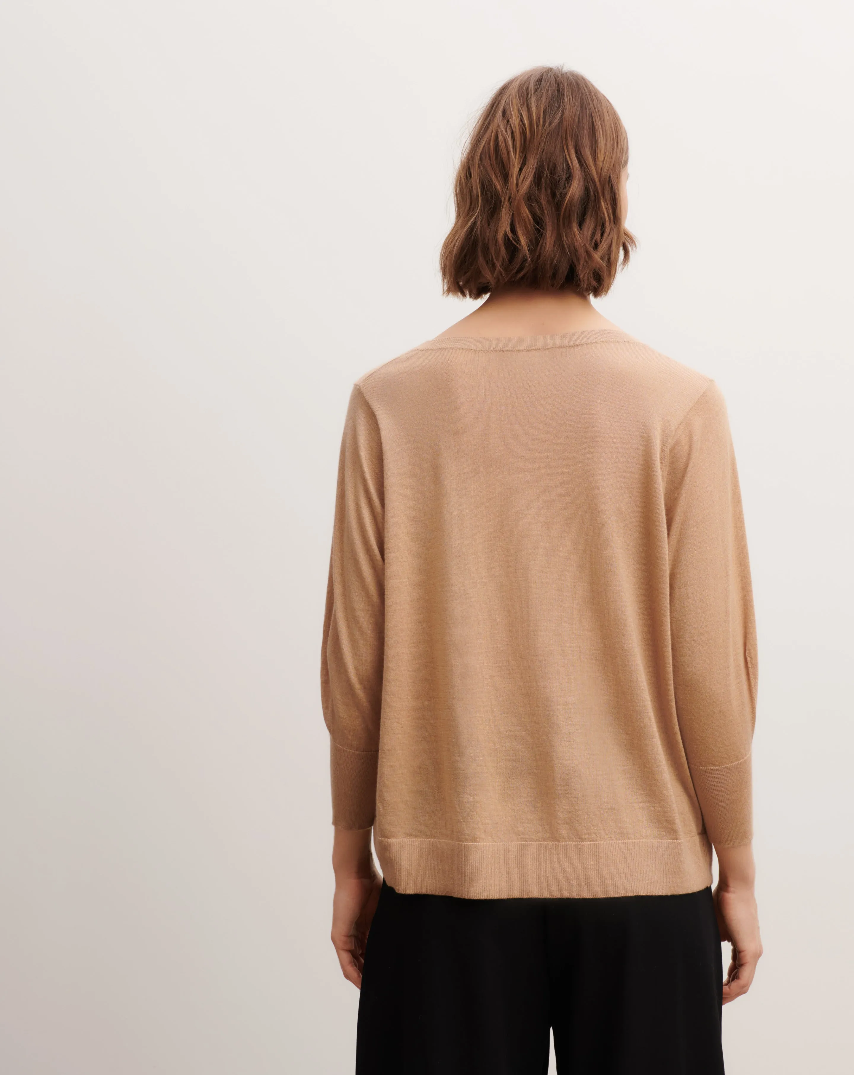 Loose V-neck pullover Eric Bompard