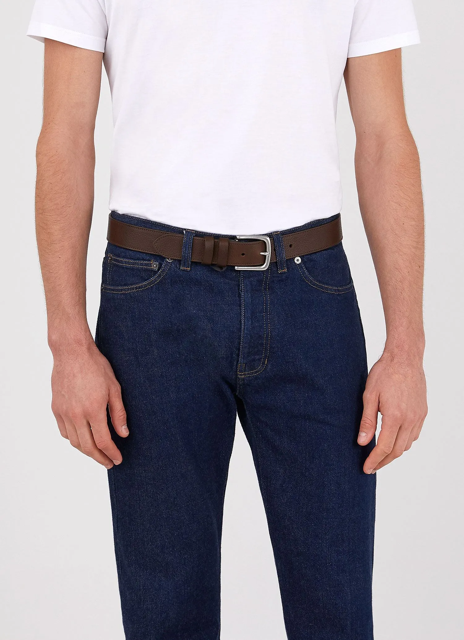 Men's Grained Leather Belt in Brown Sunspel