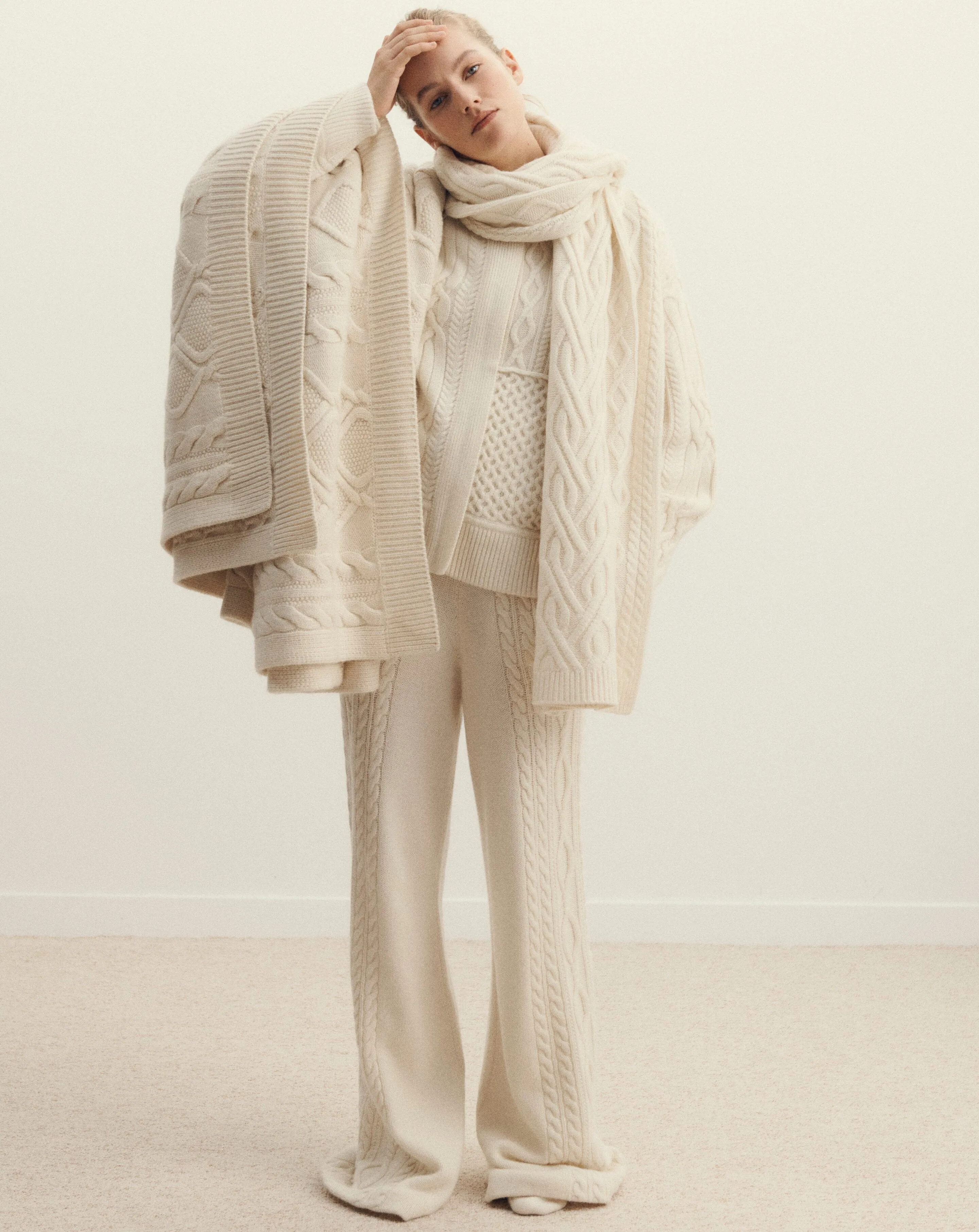 Oversized cable knit scarf Eric Bompard