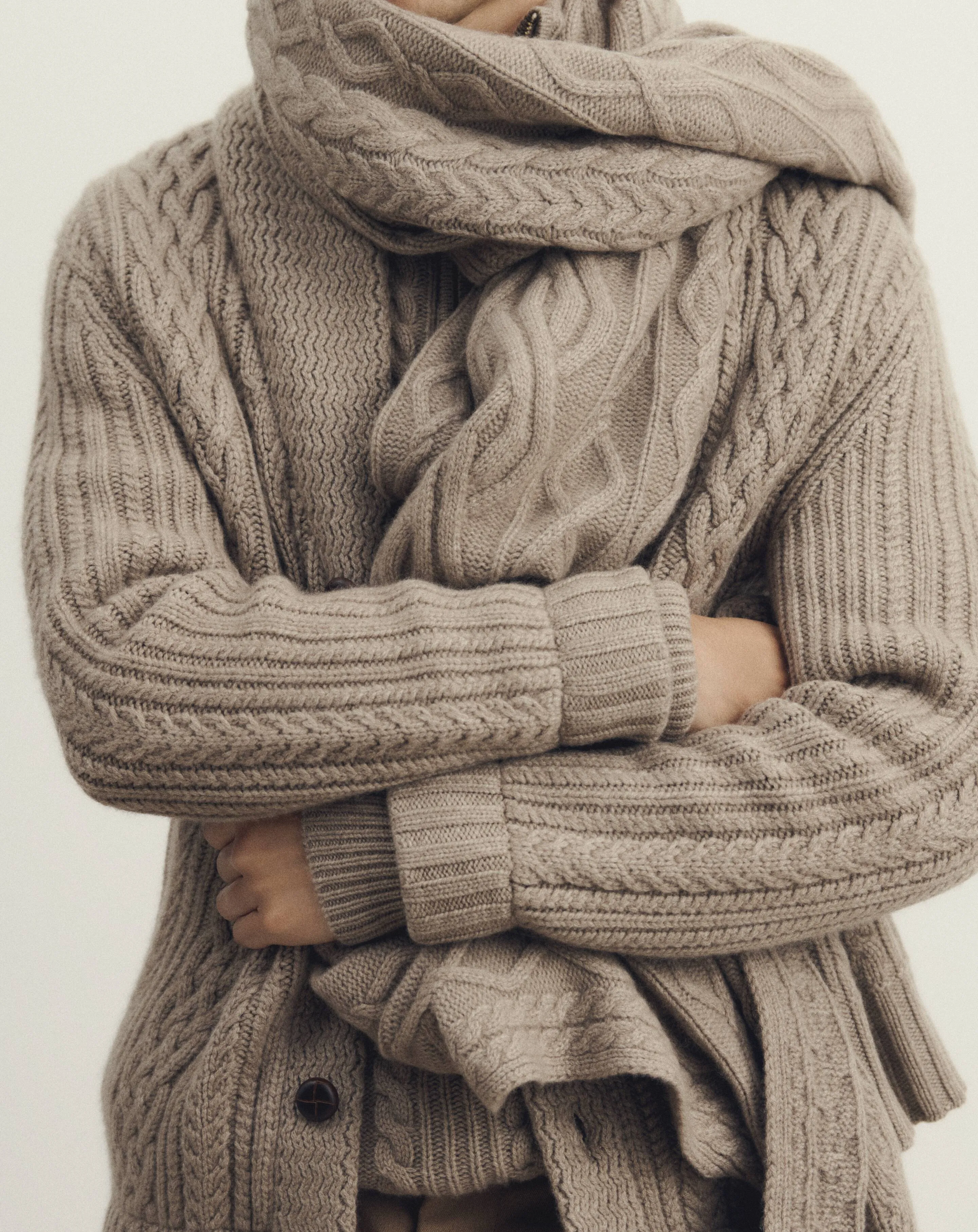 Oversized cable knit scarf Eric Bompard