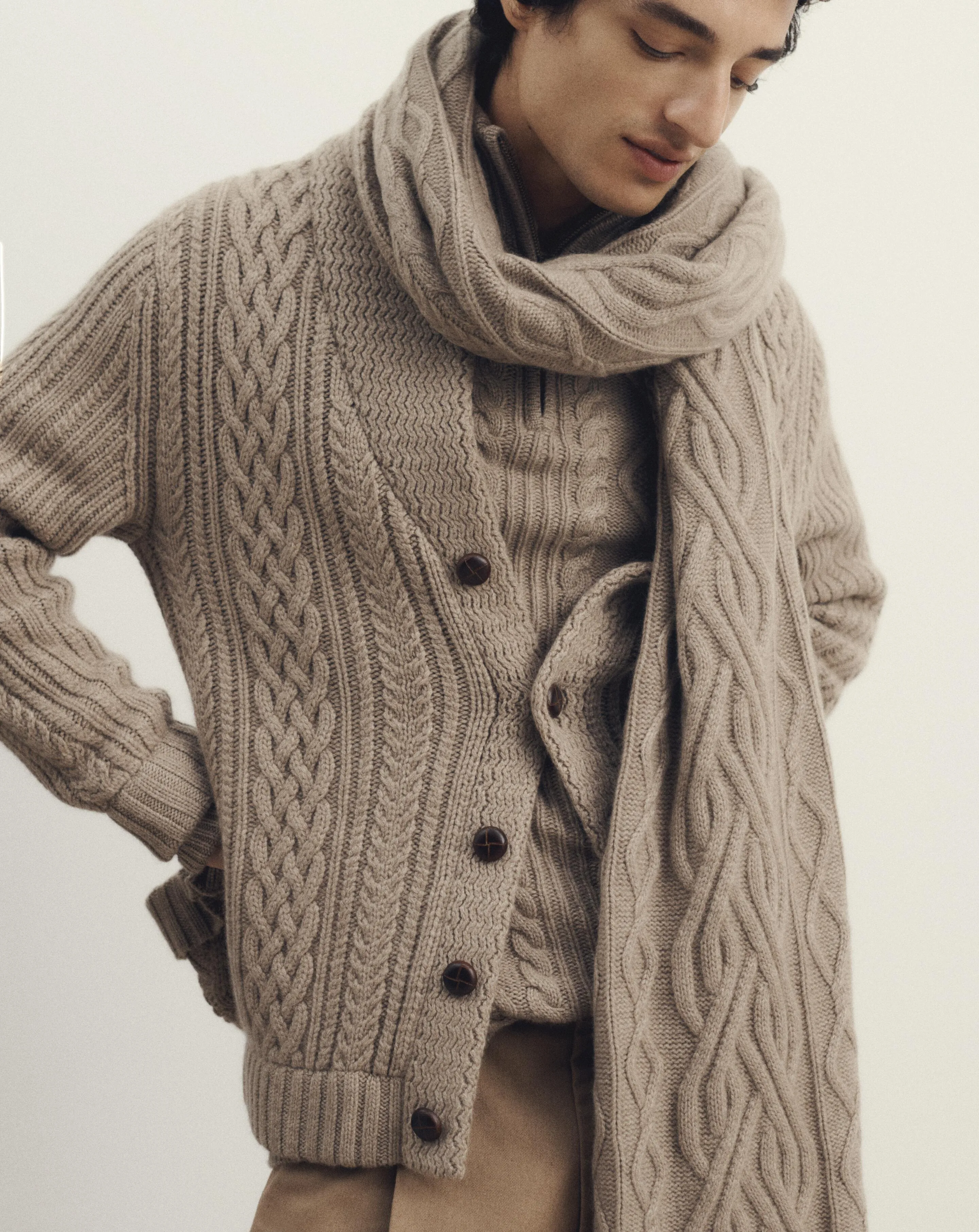 Oversized cable knit scarf Eric Bompard