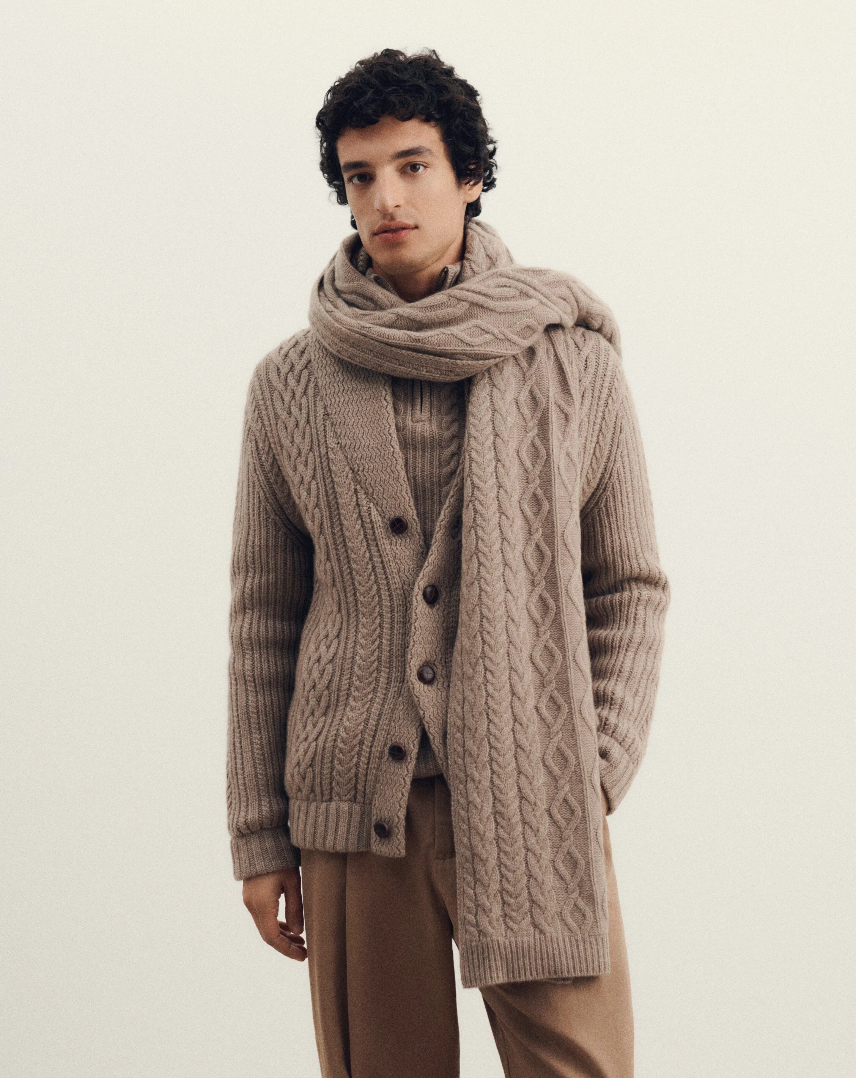 Oversized cable knit scarf Eric Bompard