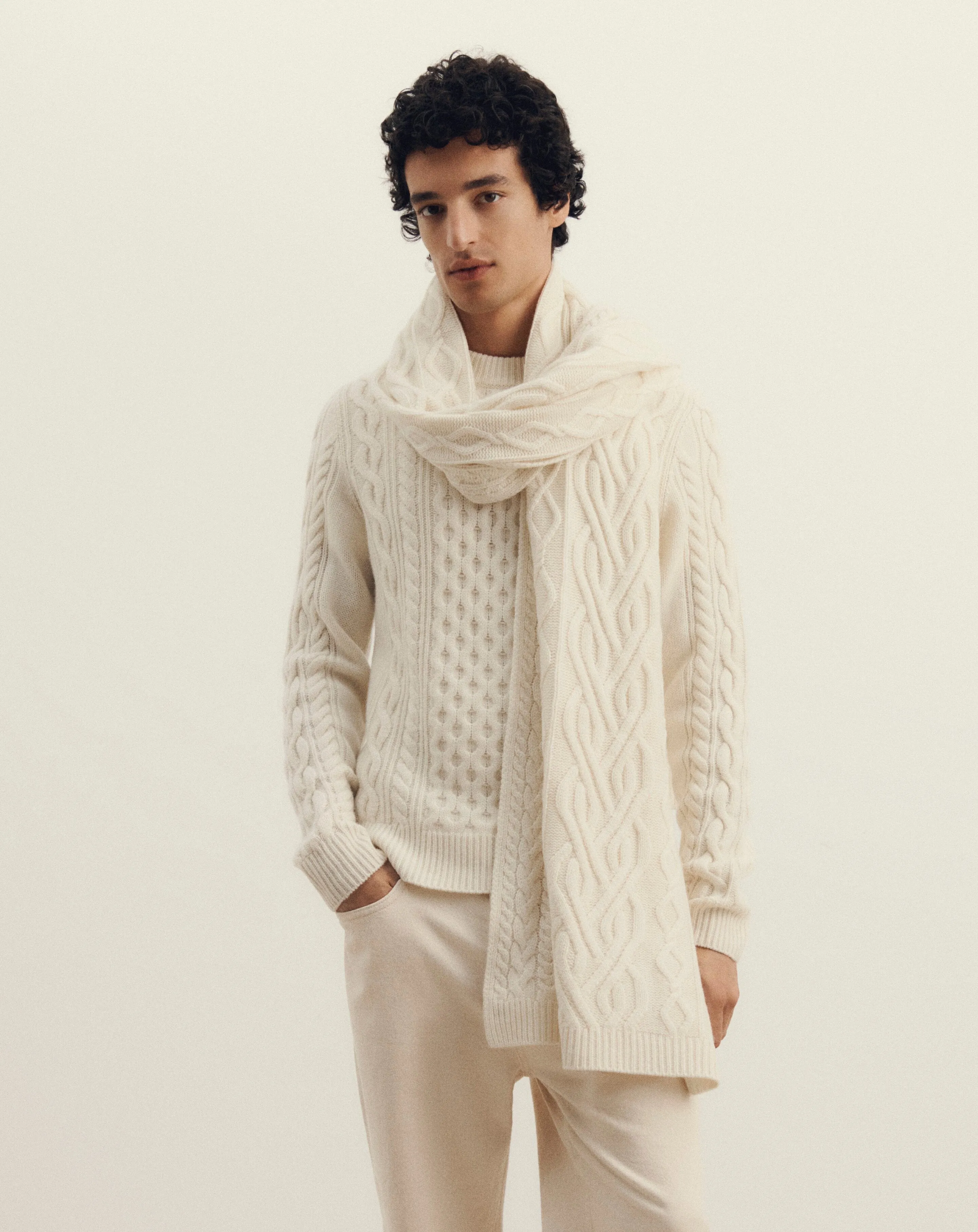 Oversized cable knit scarf Eric Bompard