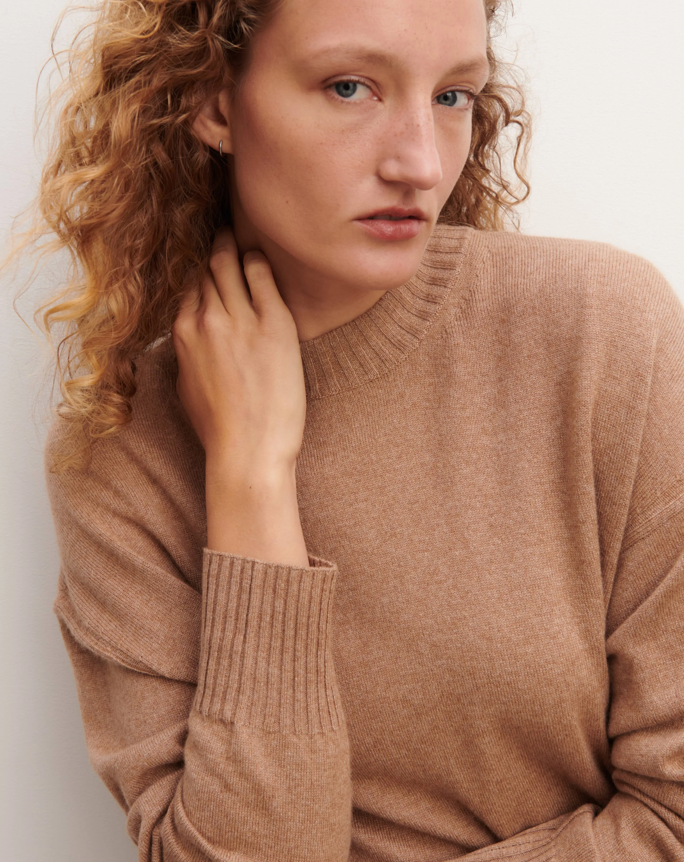 Oversized round neck pullover Eric Bompard