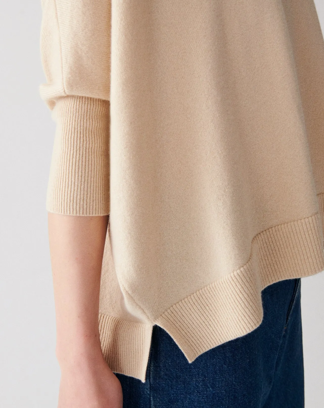 Oversized V-neck jumper Eric Bompard