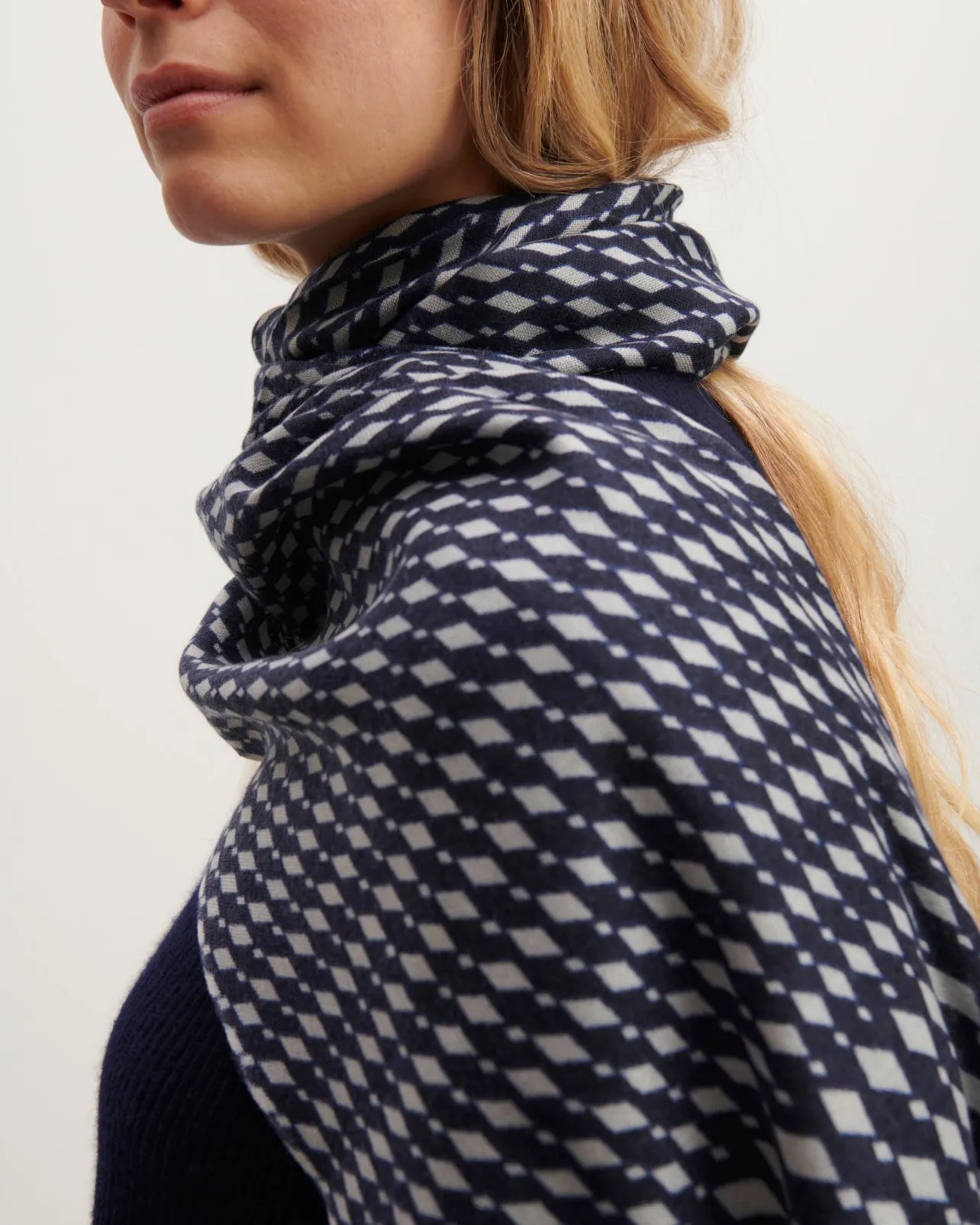 Printed stole Eric Bompard