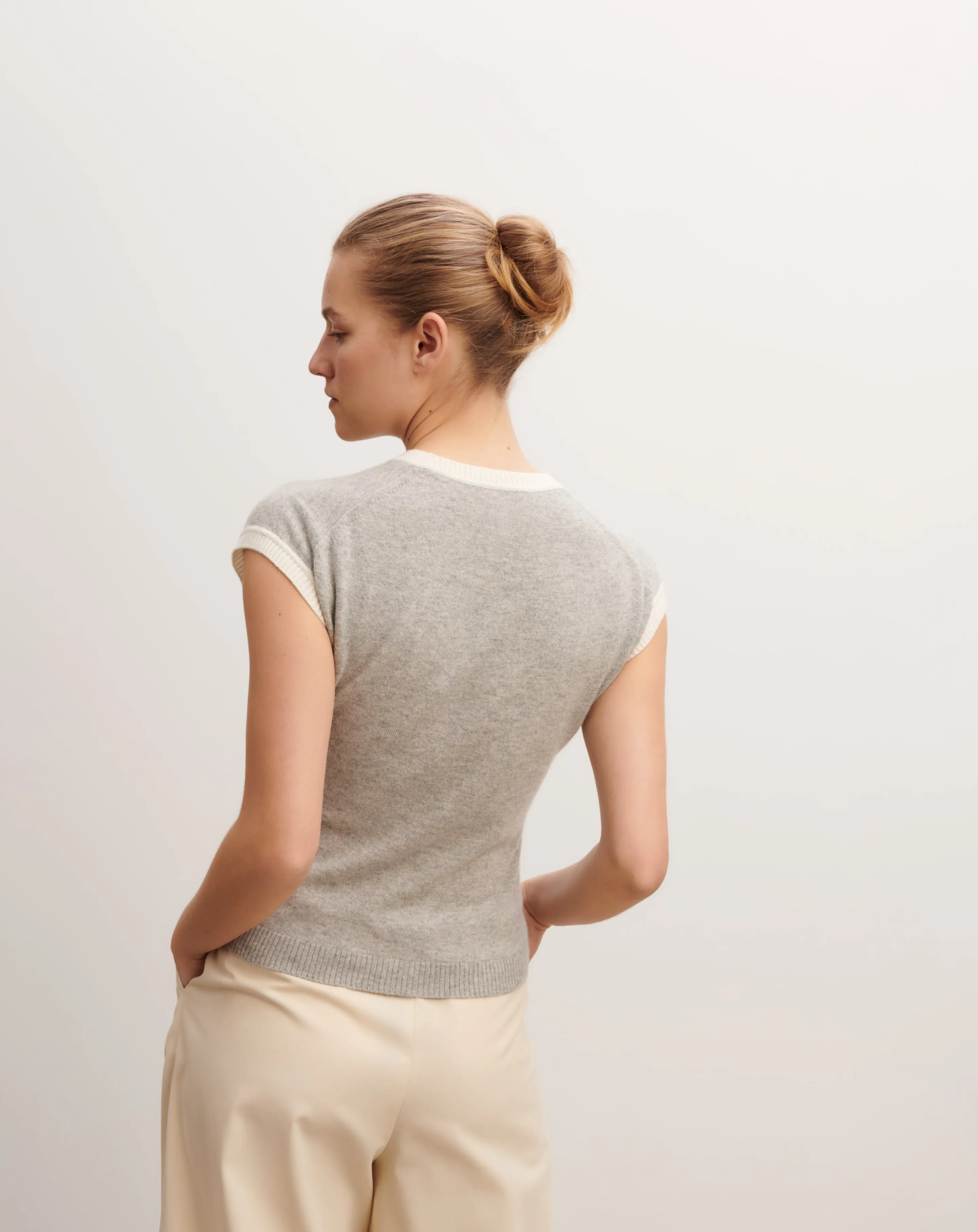 Pullover with cap sleeves Eric Bompard