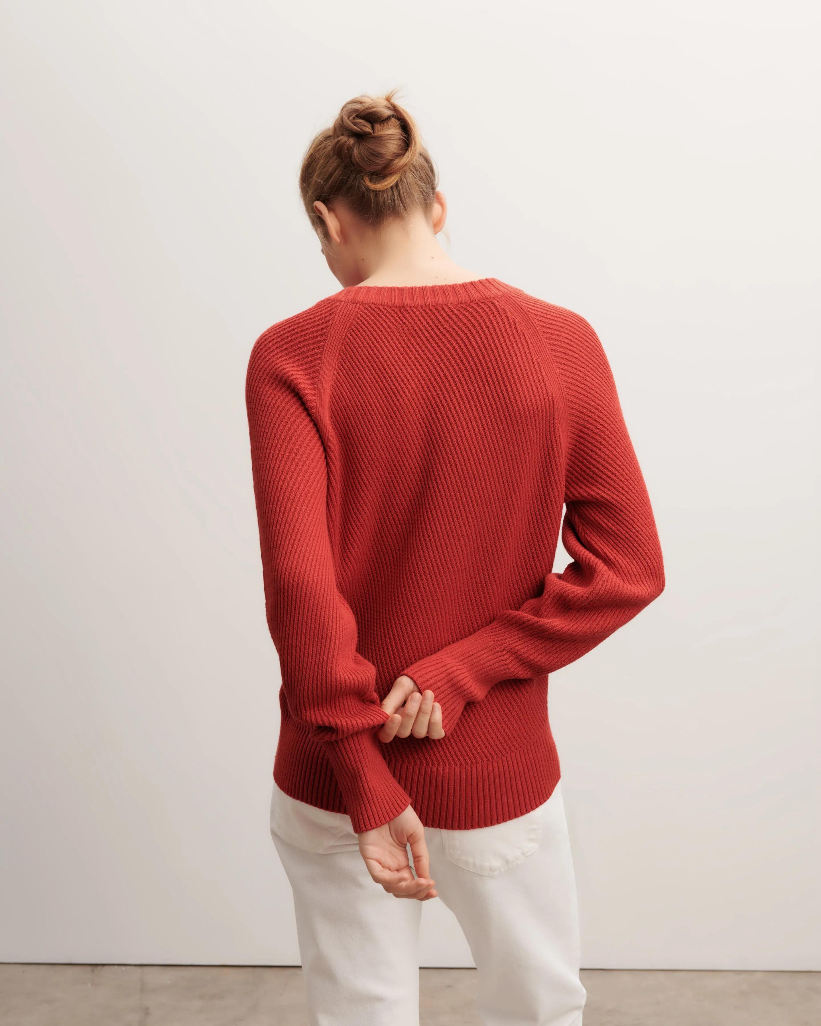 Ribbed round neck pullover Eric Bompard