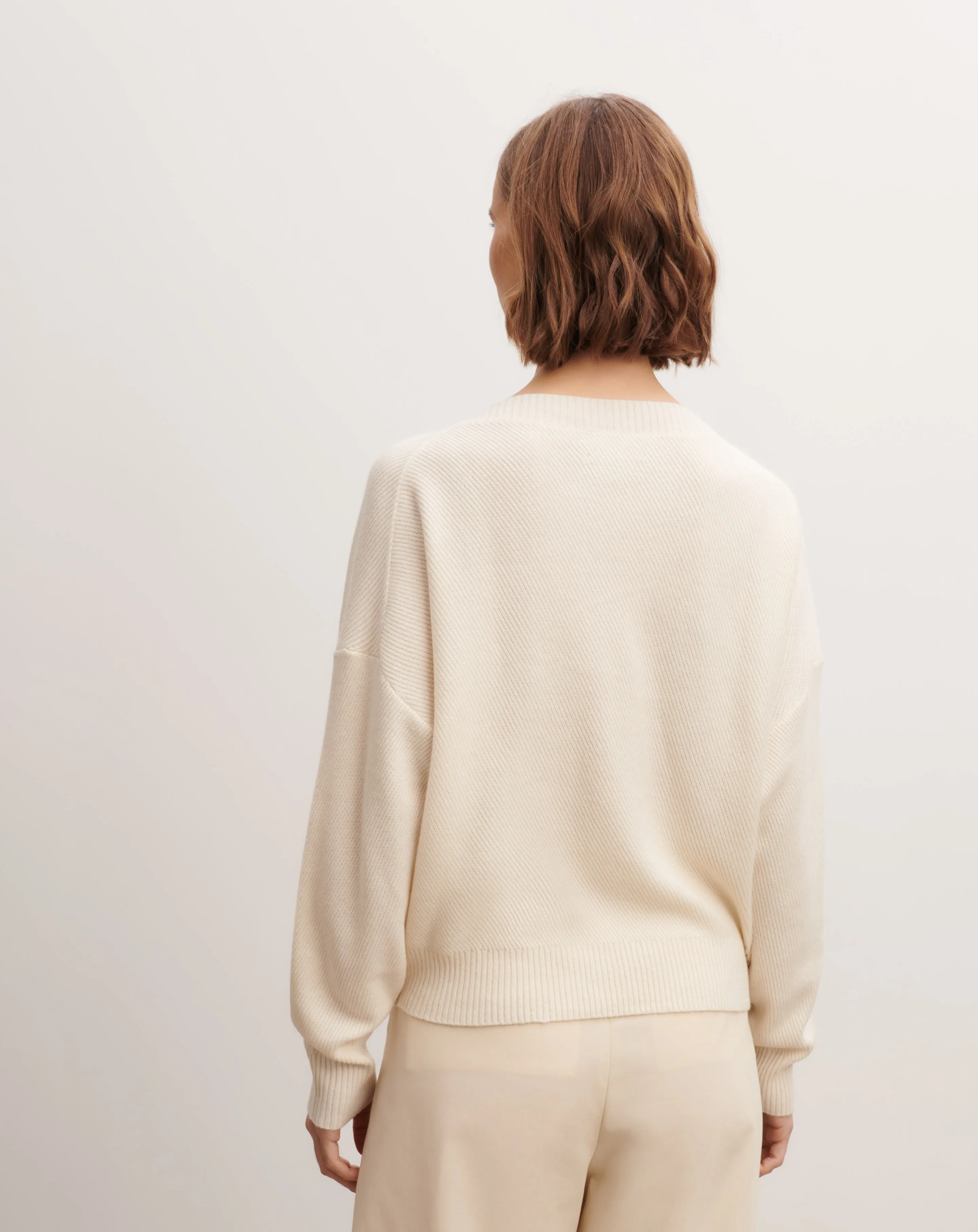 Ribbed V-neck pullover Eric Bompard