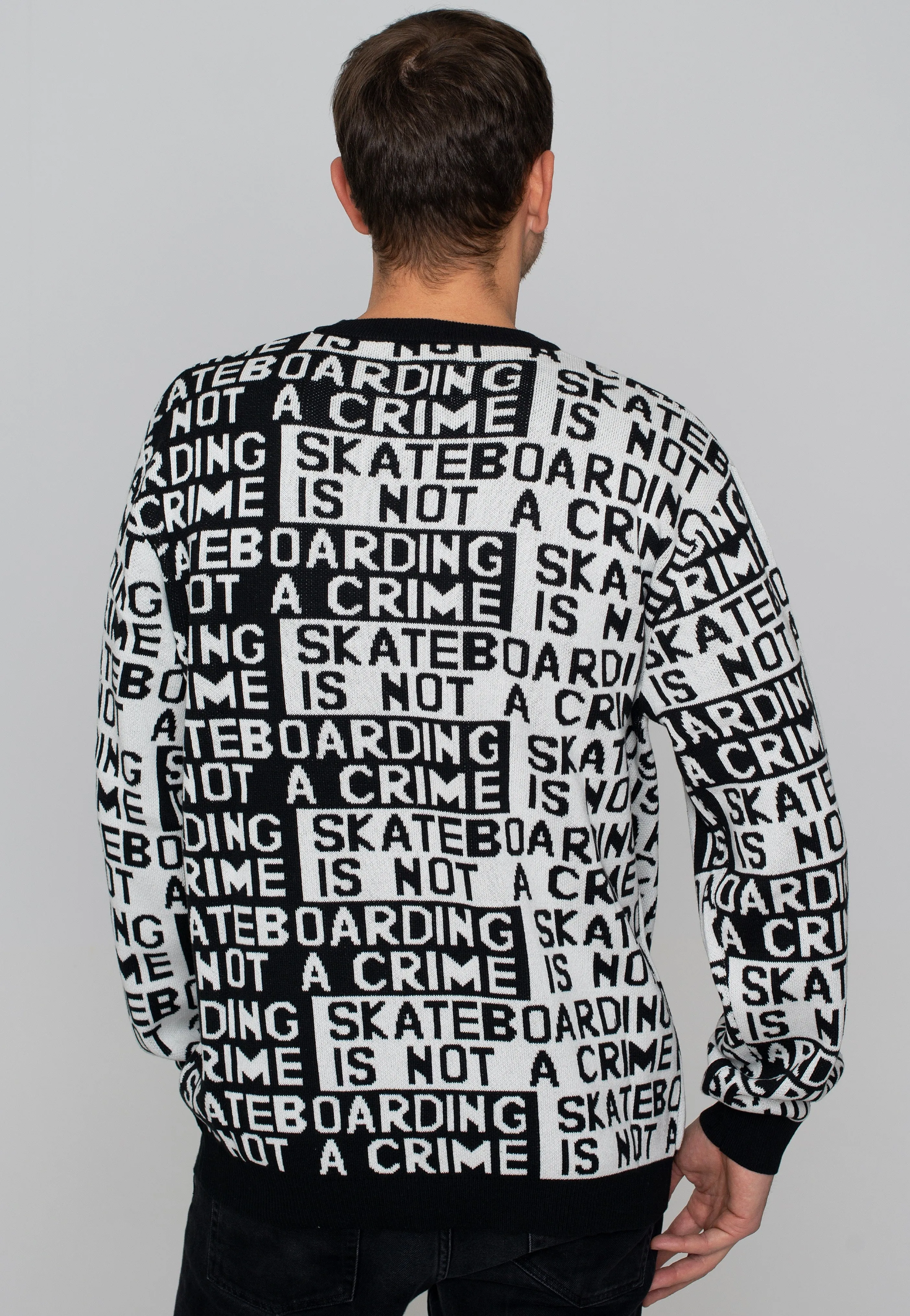 Santa Cruz - Not A Crime Black/White - Pullover