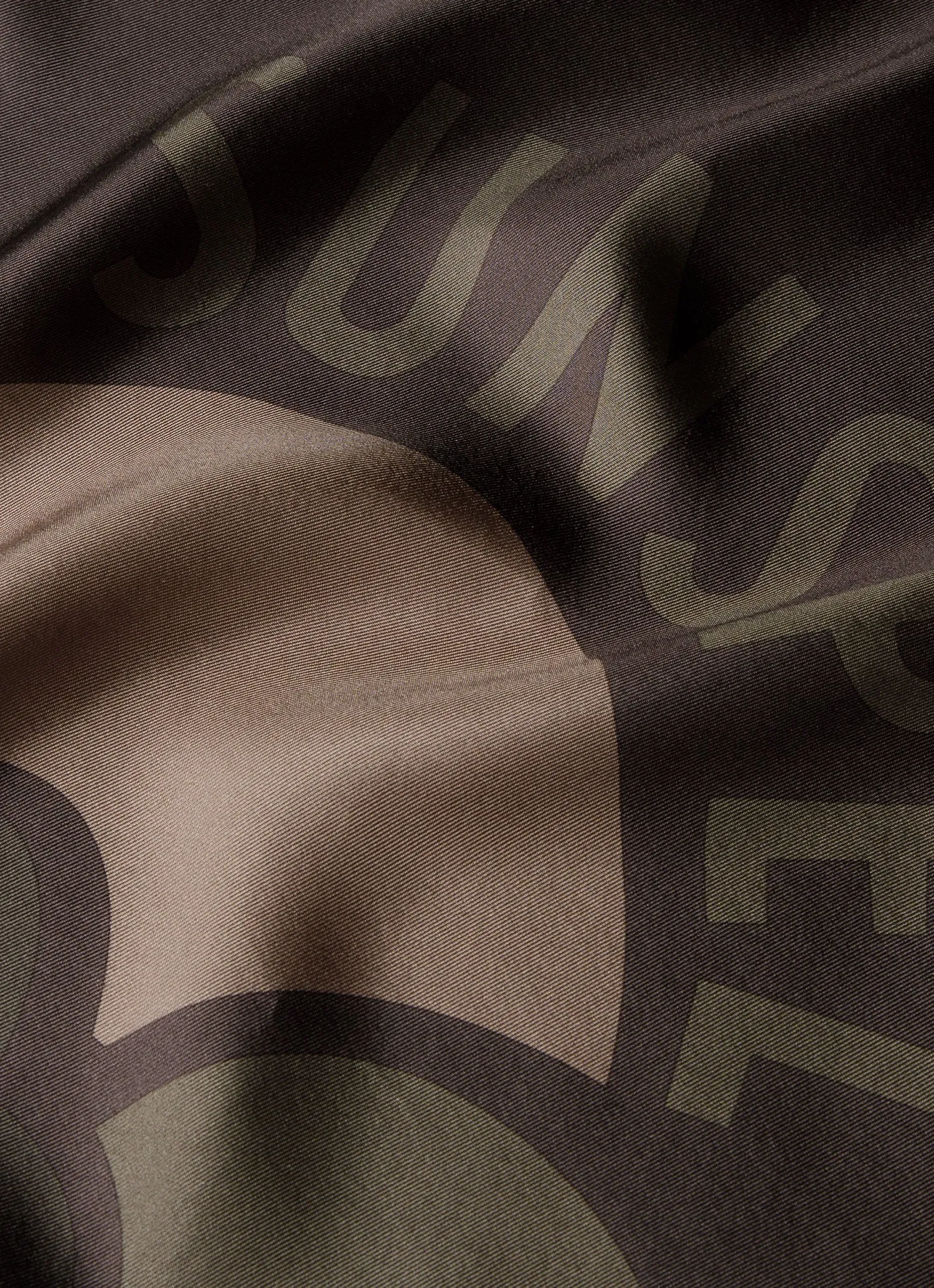 Silk Pocket Square in Coffee/Sandstone Sunspel