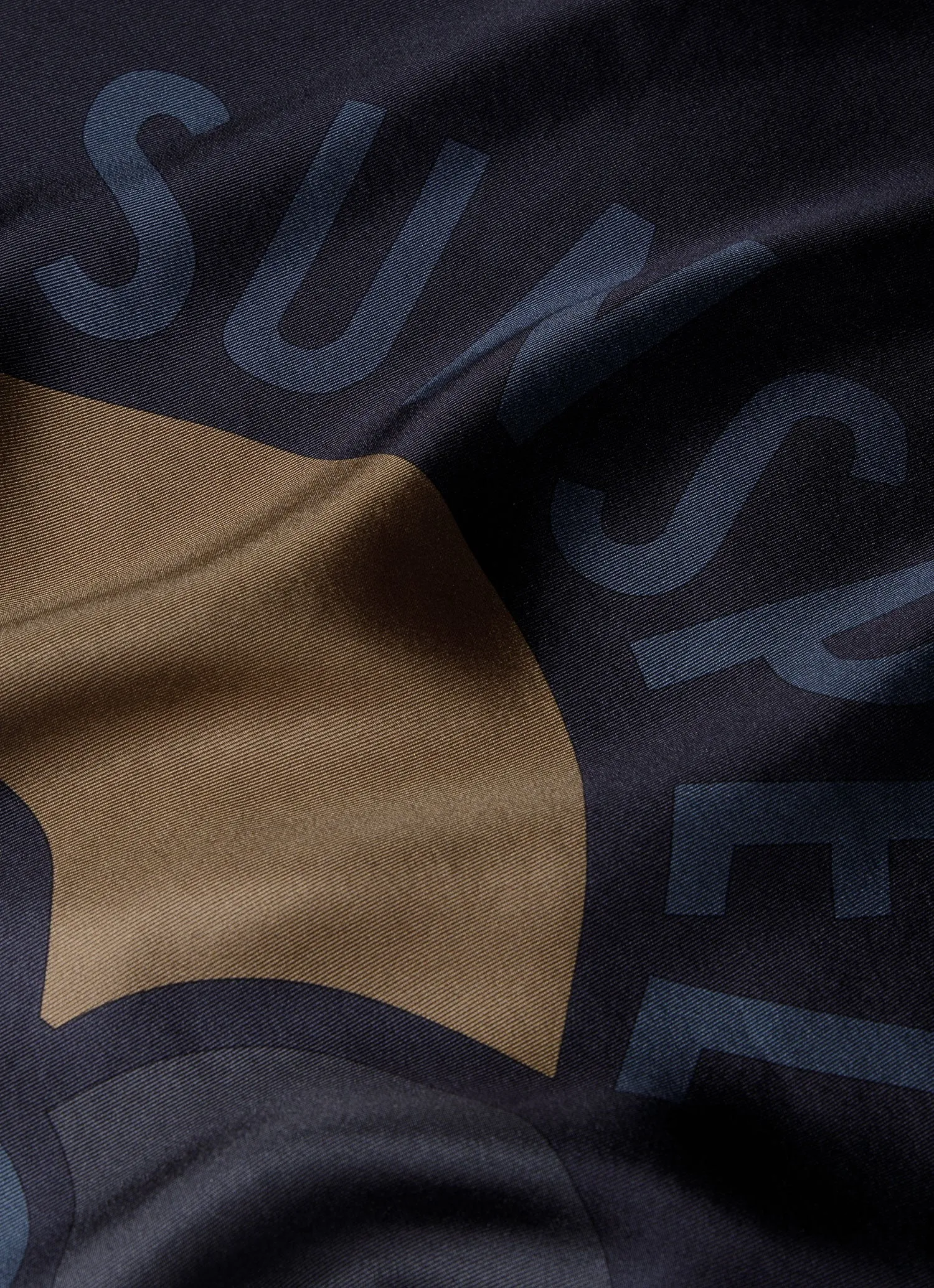 Silk Pocket Square in Navy/Slate Blue Sunspel