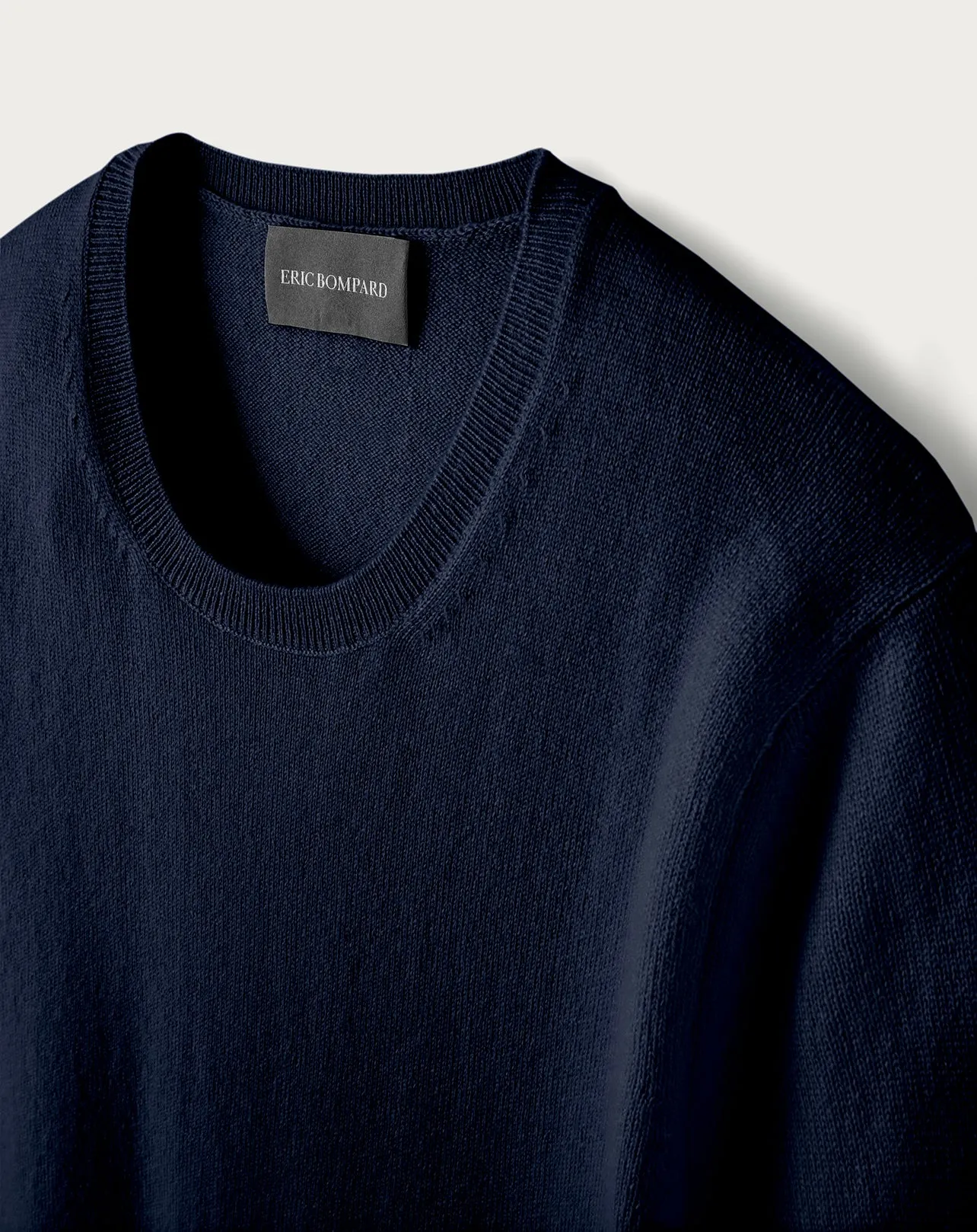 Slit edges fitted crew neck jumper Eric Bompard