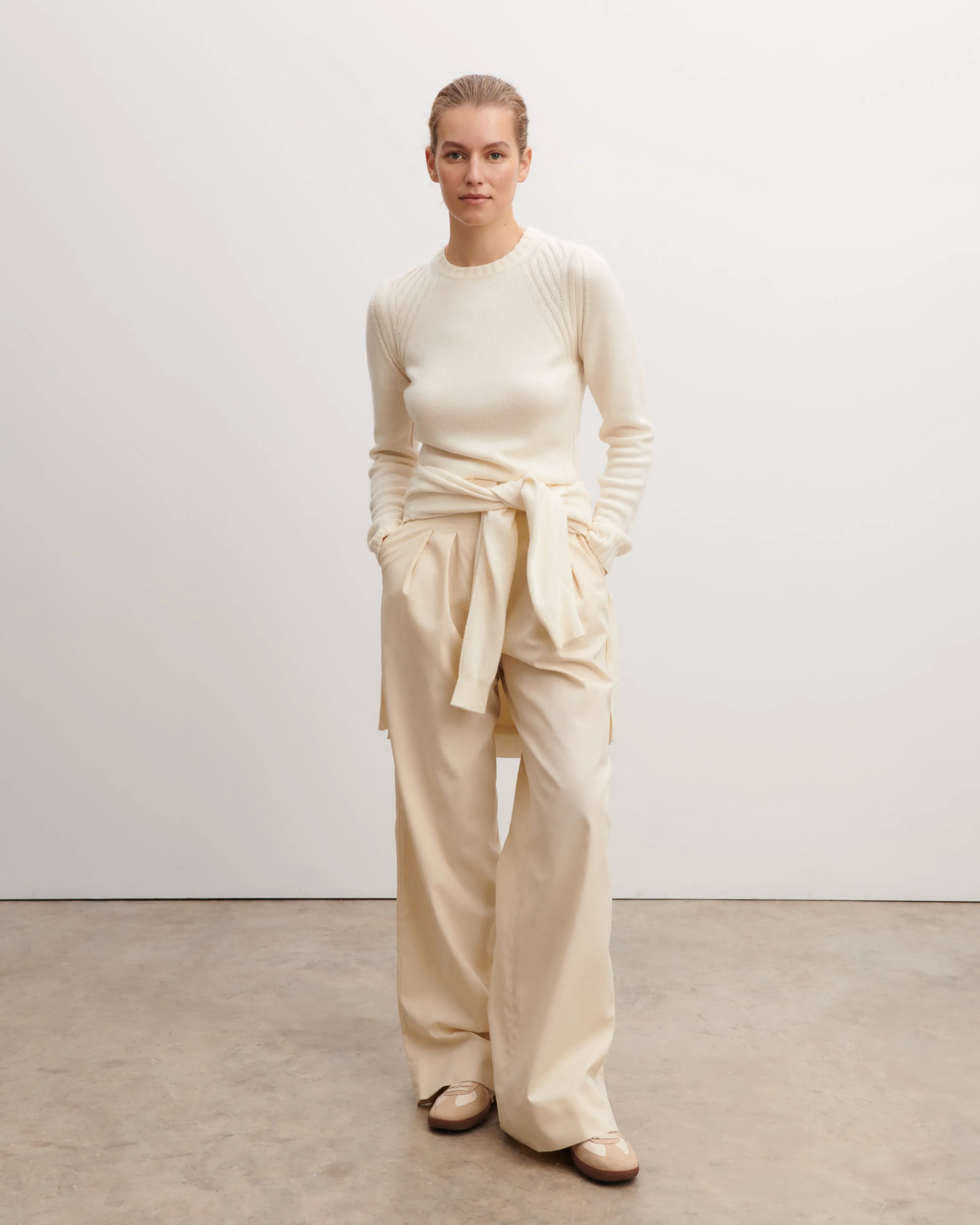 Straight round neck pullover Eric Bompard