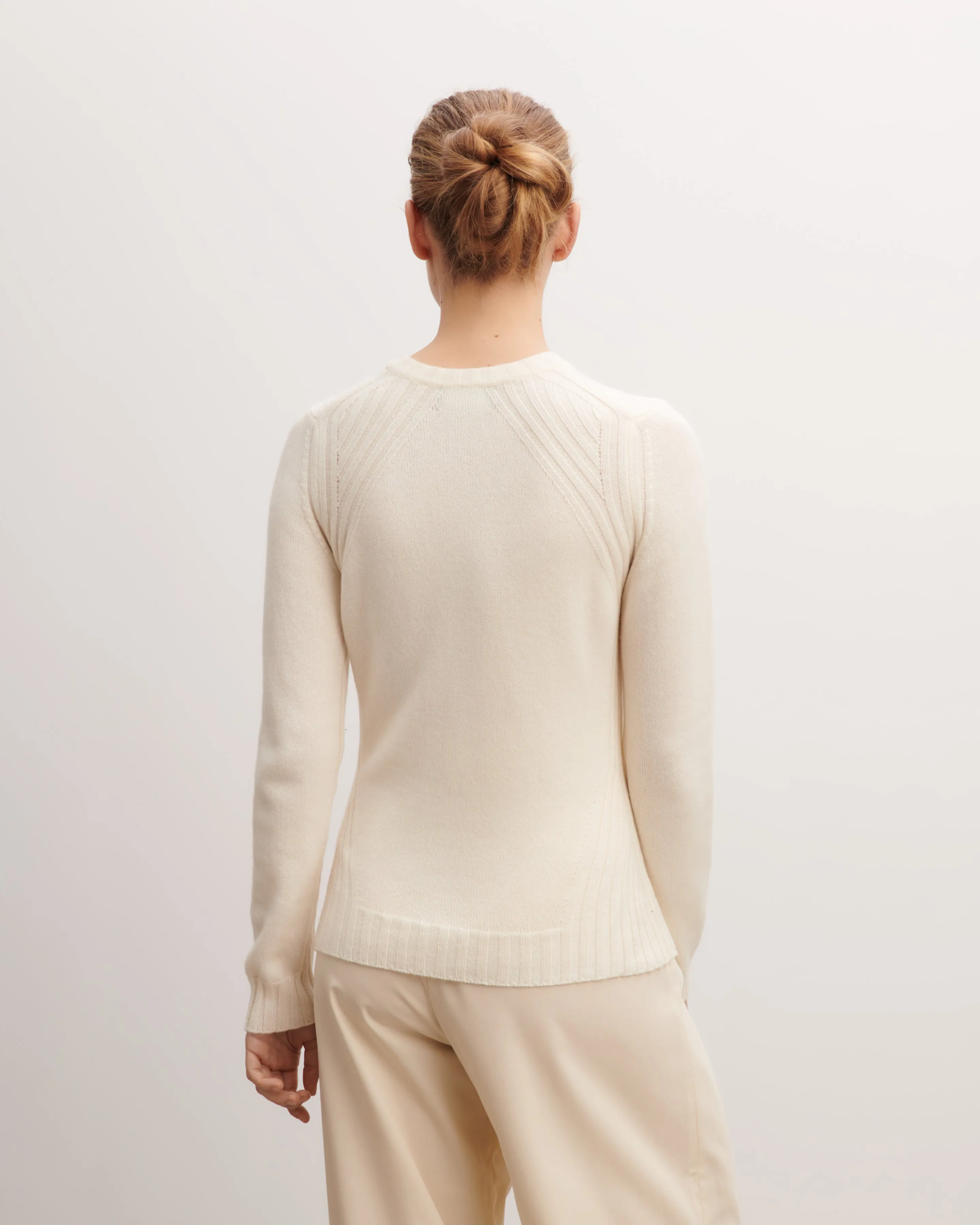 Straight round neck pullover Eric Bompard