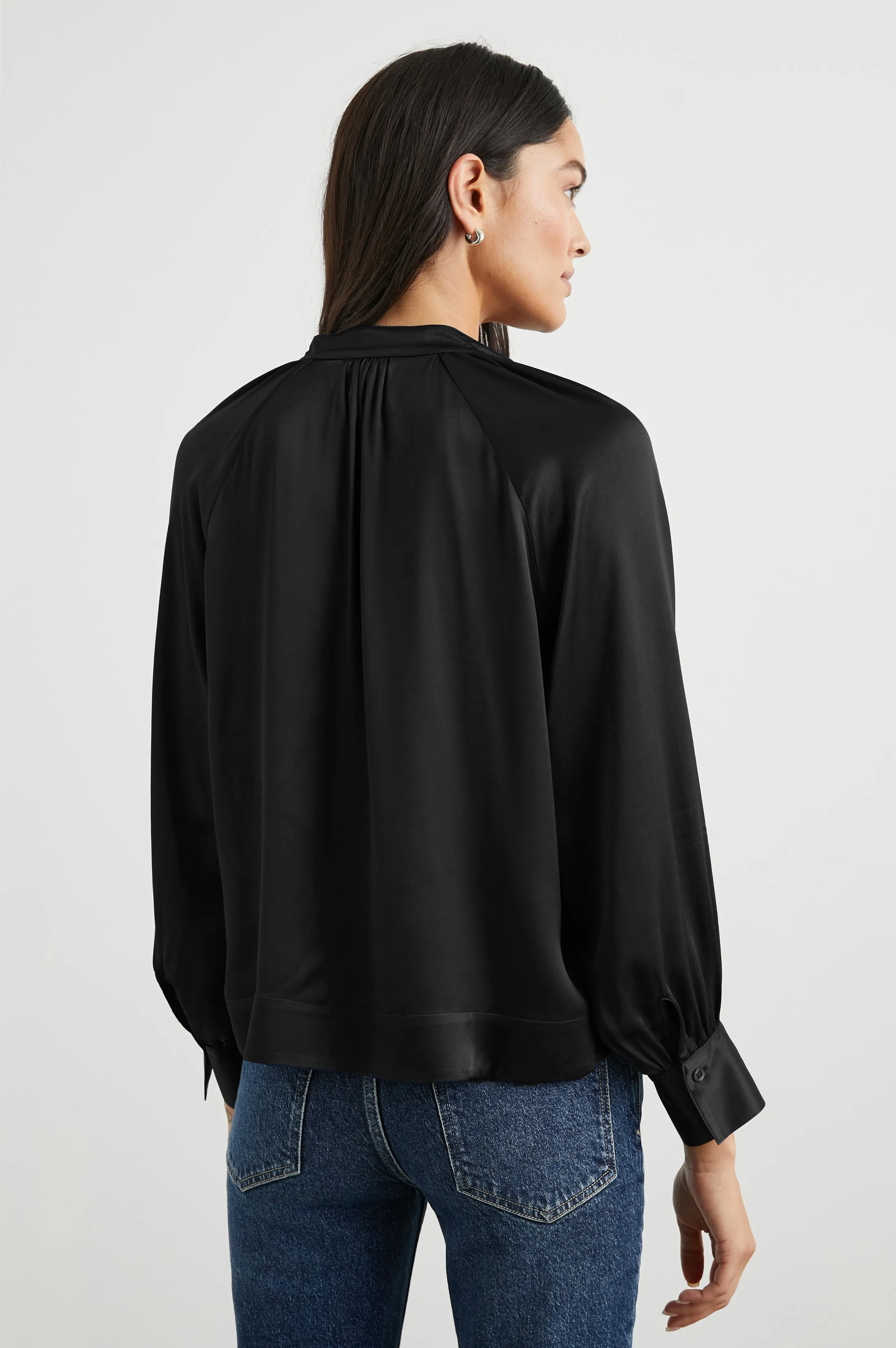 WYNNA TOP - BLACK Rails